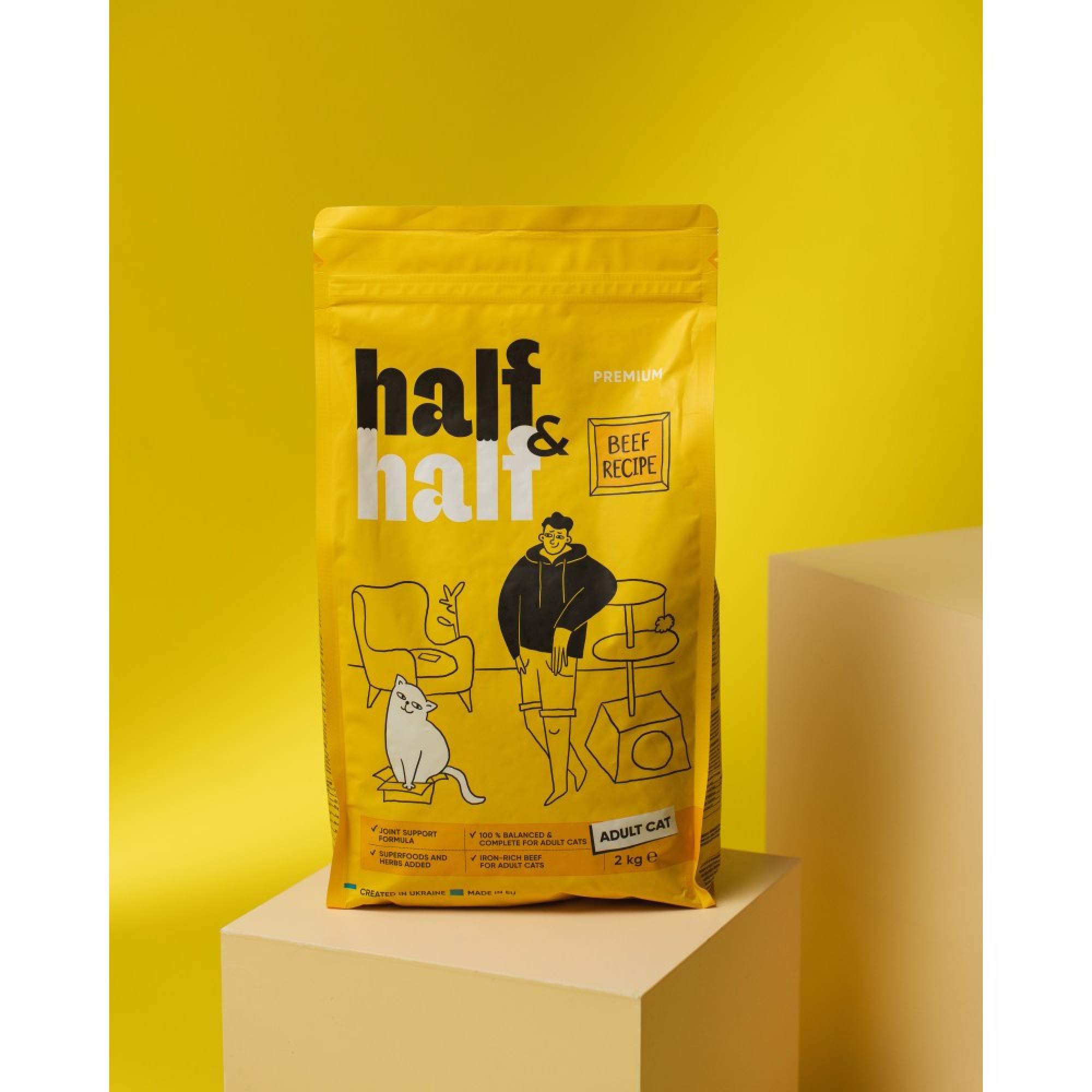 Корм сухой HalfHalf для взрослых кошек с говядиной 2 кг