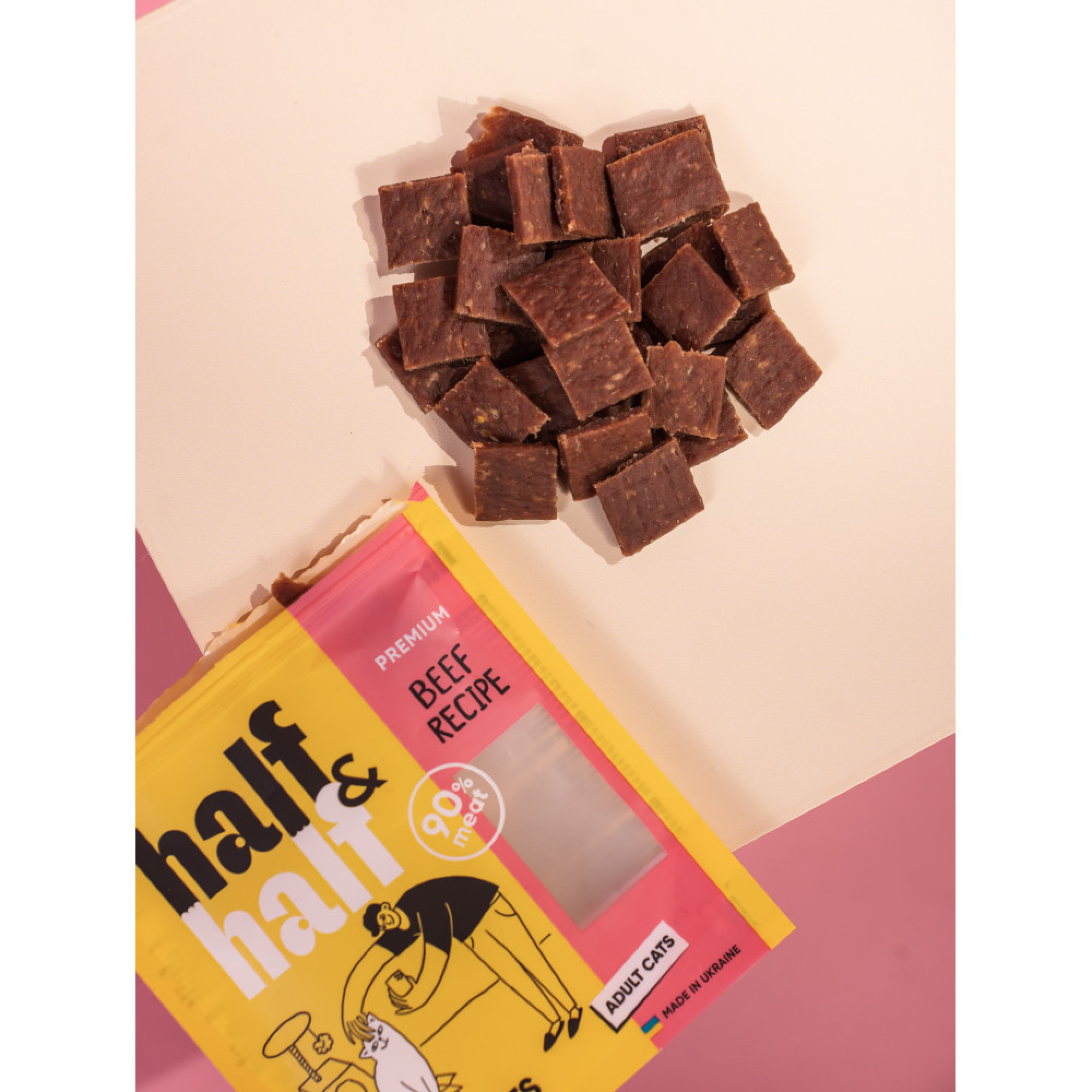 Лакомство HalfHalf мясные кусочки для кошек, с говядиной 50 г