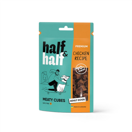 Лакомство HalfHalf мясные кубики для собак, с курицей 100 г Лакомство HalfHalf мясные кубики для собак, с курицей 100 г