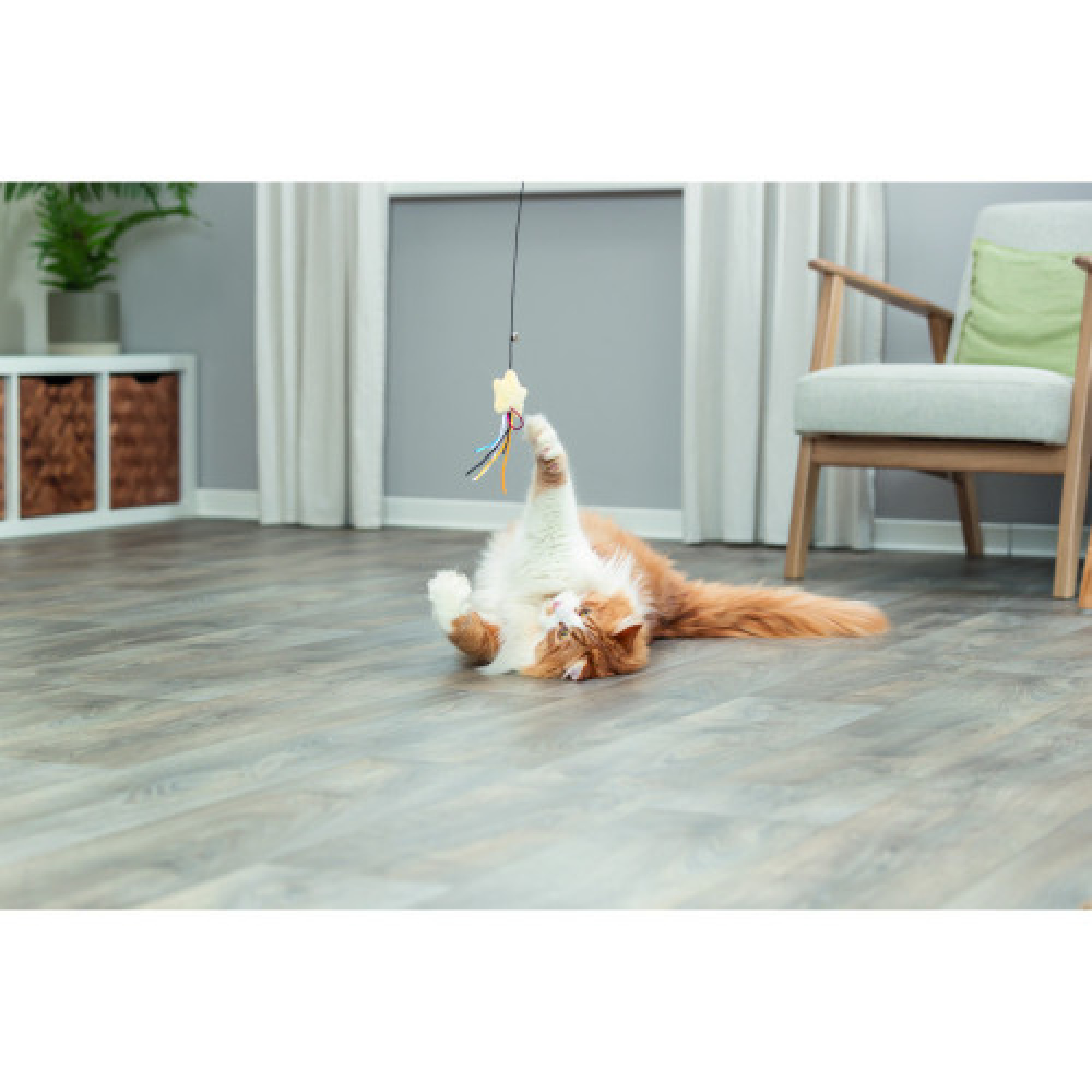 Игрушка Trixie для кошек Палочка с плюшевой звездой и кошачьей мятой 46 см