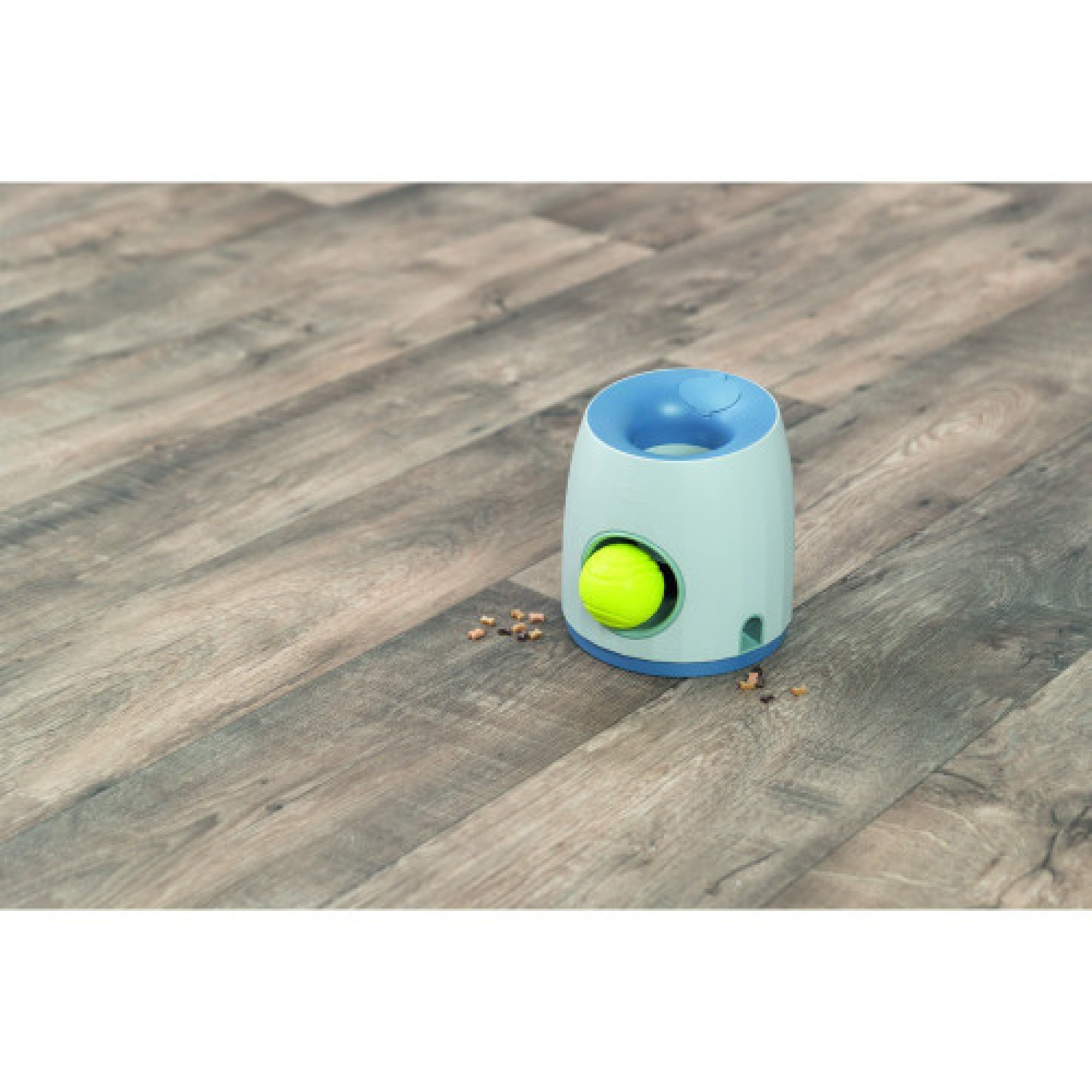 Игрушка Trixie Dog Activity для собак Ball and Treat интерактивная развивающая пластик 17х18 см