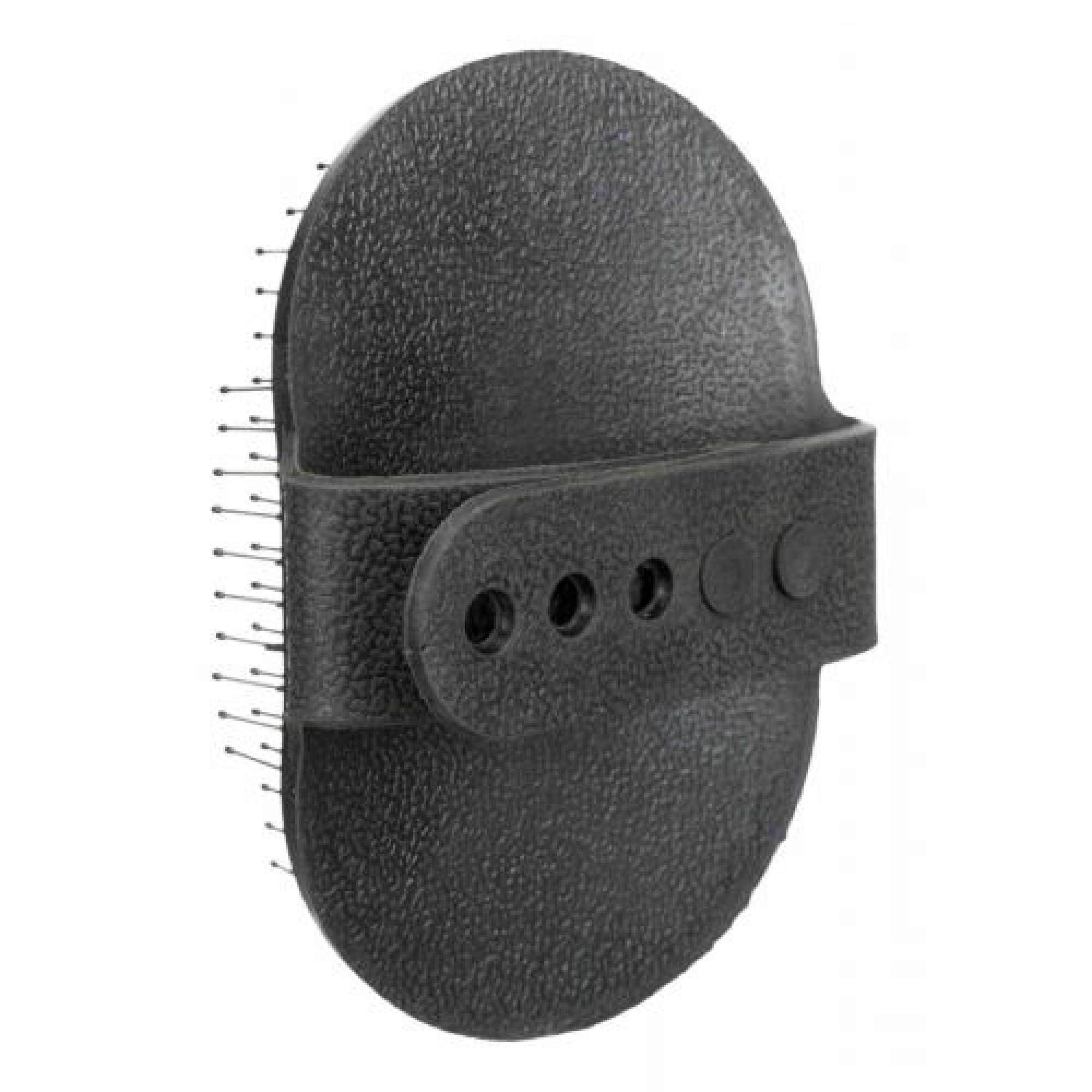 Щетка Trixie для кошек с металлическими зубчиками резиновая с петлей для рук 8х13 см